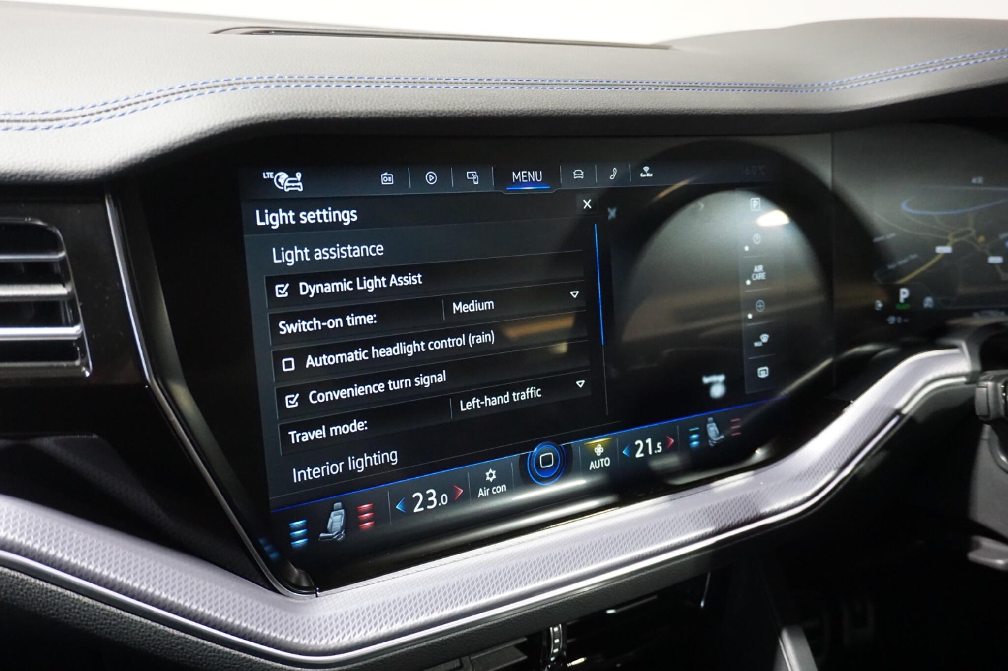 Volkswagen Touareg 3.0 V6 TSI eHybrid 14.3kWh R SUV 5dr Petrol Plug-in Hybrid Tiptronic 4Motion Euro 6 (s/s) (462 ps)